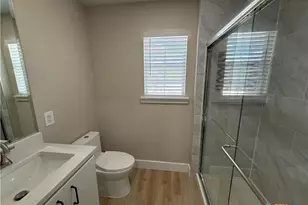 625 Alabama St, San Marcos, TX 78666 - Photo 15