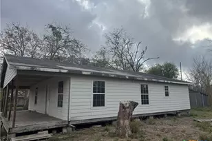 507 King St, Cuero, TX 77954 - Photo 5