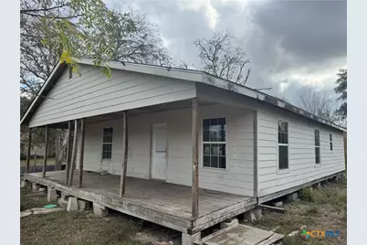 507 King Street, Cuero, TX 77954 - Photo 3