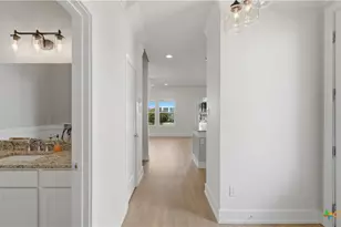 223 Sapphire Dr, New Braunfels, TX 78130 - Photo 3