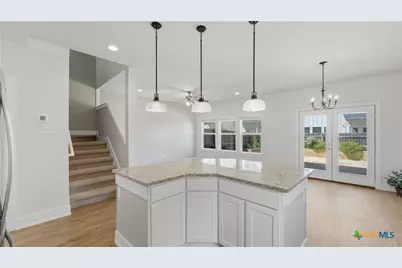 223 Sapphire Drive, New Braunfels, TX 78130 - Photo 11