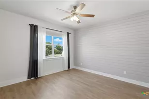 223 Sapphire Dr, New Braunfels, TX 78130 - Photo 27