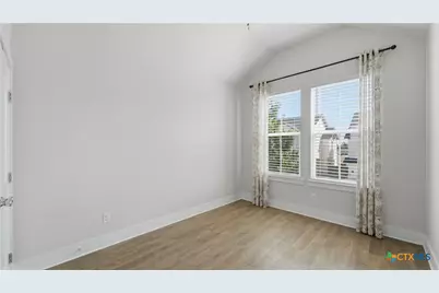 223 Sapphire Drive, New Braunfels, TX 78130 - Photo 37