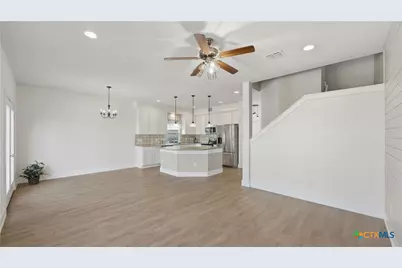 223 Sapphire Drive, New Braunfels, TX 78130 - Photo 15