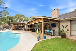 602 Bramble Bush Ln, Victoria, TX 77904 - Photo 11