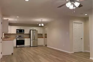 808 Josephine, Yoakum, TX 77995 - Photo 15