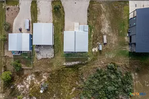 38 Penny Ln, Port O'Connor, TX 77982 - Photo 9