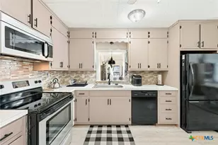 105 S Peach St, Little River-Academy, TX 76554 - Photo 17