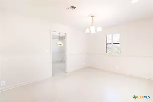 603 Suzanne St, Edna, TX 77957 - Photo 11