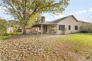 603 Suzanne St, Edna, TX 77957 - Photo 39