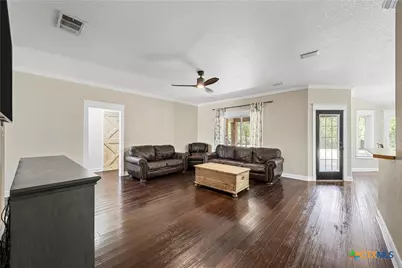 905 N 1st Street, Nolanville, TX 76559 - Photo 5