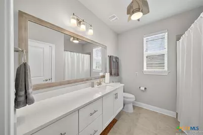 620 N Guenther Avenue, New Braunfels, TX 78130 - Photo 21