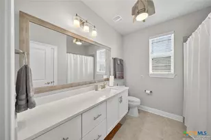 620 N Guenther Ave, New Braunfels, TX 78130 - Photo 21