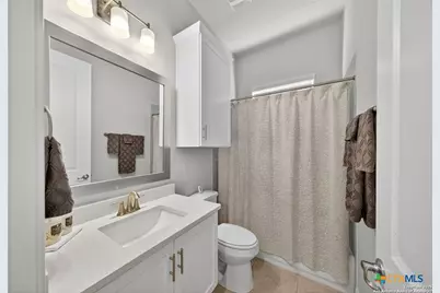 620 N Guenther Avenue, New Braunfels, TX 78130 - Photo 23