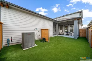 620 N Guenther Ave, New Braunfels, TX 78130 - Photo 25