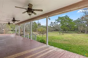 24930 Cedar Creek Dr, New Braunfels, TX 78132 - Photo 21