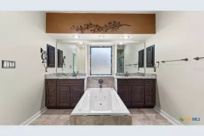 24930 Cedar Creek Drive, New Braunfels, TX 78132 - Photo 15