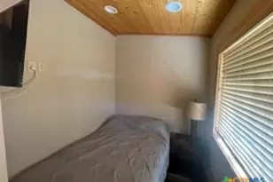 1104 Rorem Ave, Palacios, TX 77465 - Photo 17