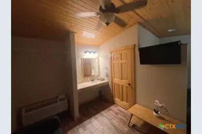 1104 Rorem Avenue, Palacios, TX 77465 - Photo 15