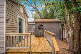 533 W Bridge St, New Braunfels, TX 78130 - Photo 31