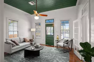 533 W Bridge St, New Braunfels, TX 78130 - Photo 9