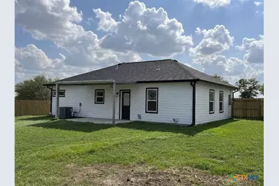 205 Haller Street, Yoakum, TX 77995 - Photo 11