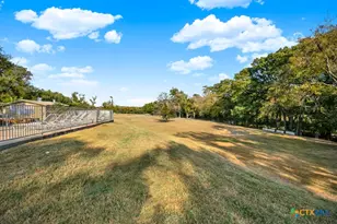 730 E Mather St, New Braunfels, TX 78130 - Photo 35