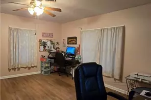 517 3rd St, Cuero, TX 77954 - Photo 9