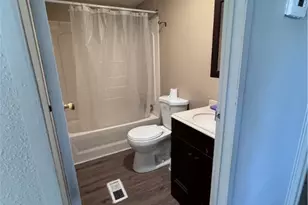 820 County Rd 429, Stockdale, TX 78160 - Photo 11