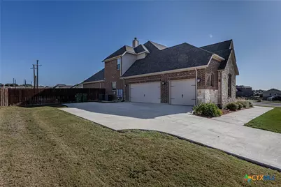 13015 Hunters Trace, St Hedwig, TX 78152 - Photo 5