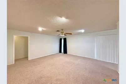 705 Third Street, Cuero, TX 77954 - Photo 11