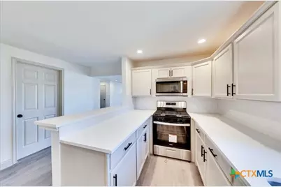 214 Jackman Street, San Marcos, TX 78666 - Photo 11