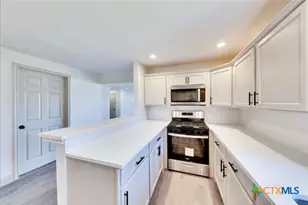 214 Jackman St, San Marcos, TX 78666 - Photo 11