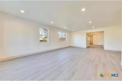 214 Jackman Street, San Marcos, TX 78666 - Photo 3