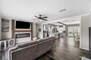 1145 Postert Ln, Floresville, TX 78114 - Photo 7