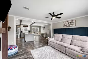 1145 Postert Ln, Floresville, TX 78114 - Photo 9