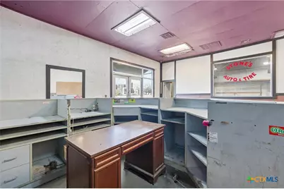 212 E Main Street, Gatesville, TX 76528 - Photo 17