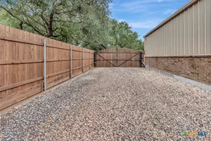 249 Post Oak Bend, Inez, TX 77968 - Photo 31