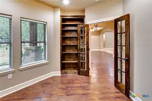 249 Post Oak Bend, Inez, TX 77968 - Photo 5