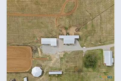 452 County Road 470, Chilton, TX 76632 - Photo 27