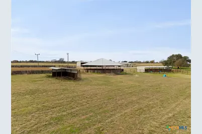 452 County Road 470, Chilton, TX 76632 - Photo 41