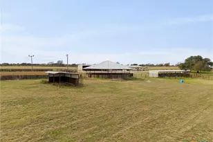 452 County Rd 470, Chilton, TX 76632 - Photo 41