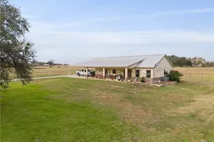 452 County Rd 470, Chilton, TX 76632 - Photo 45
