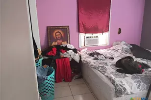 212 E Rosemary Dr, Seguin, TX 78155 - Photo 11