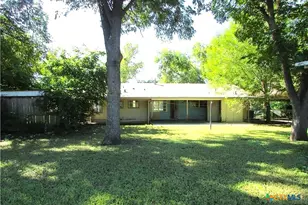212 E Rosemary Dr, Seguin, TX 78155 - Photo 19