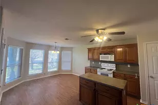 2130 Jasons W Ct, New Braunfels, TX 78130 - Photo 5