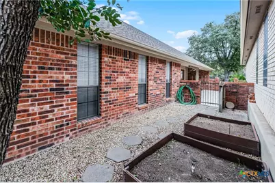 714 Cedar Parkway, Seguin, TX 78155 - Photo 11