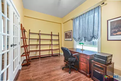 407 Robinson Street, Edna, TX 77957 - Photo 5