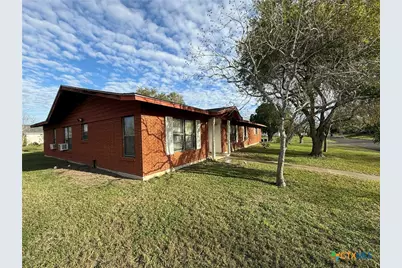 2301 McPherson Drive, Port Lavaca, TX 77979 - Photo 3