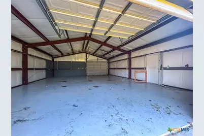 902 Joplin, Victoria, TX 77904 - Photo 39